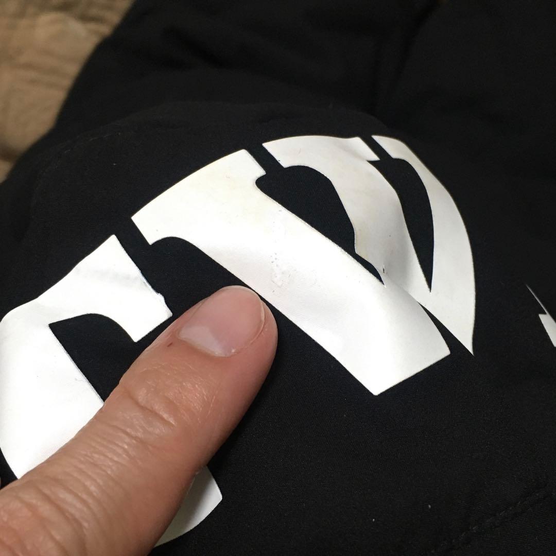 良品　V12　ダウン　XL　黒　ヴィトゥエルブ　ブイトゥエルブ　ダウン　ゴルフ