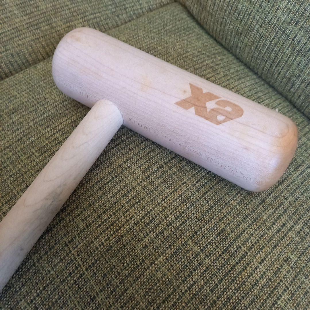 グローブに型をつけるやつ