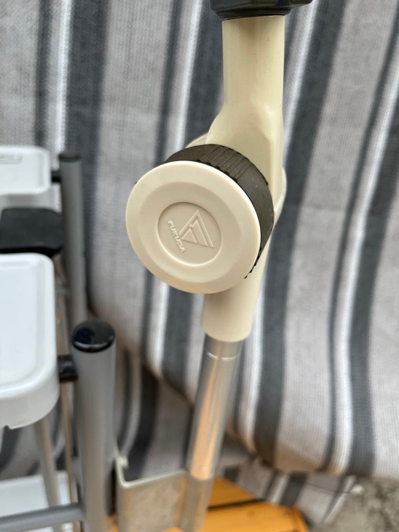 FUKUDA 医療機器　折りたたみワゴン