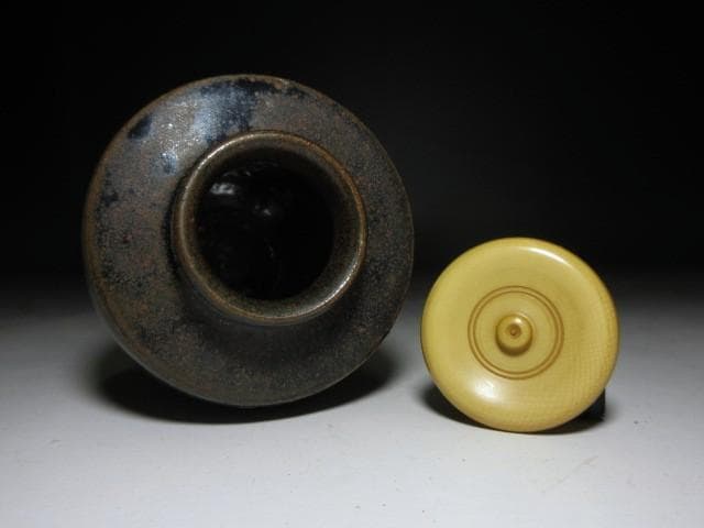 時代／瀬戸 茶入／裏千家十五世 鵬雲斎 書付花押「山の井」／桐箱 替え仕覆