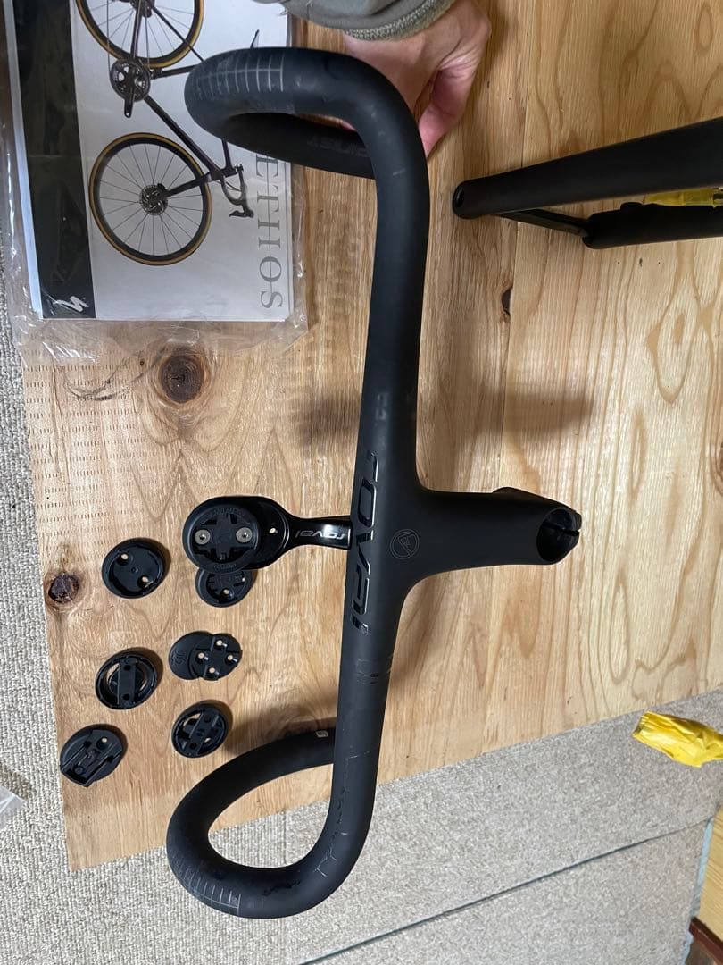 スペシャライズドS-WORkS AETHOS 54アルピニスト一体型ハンドル