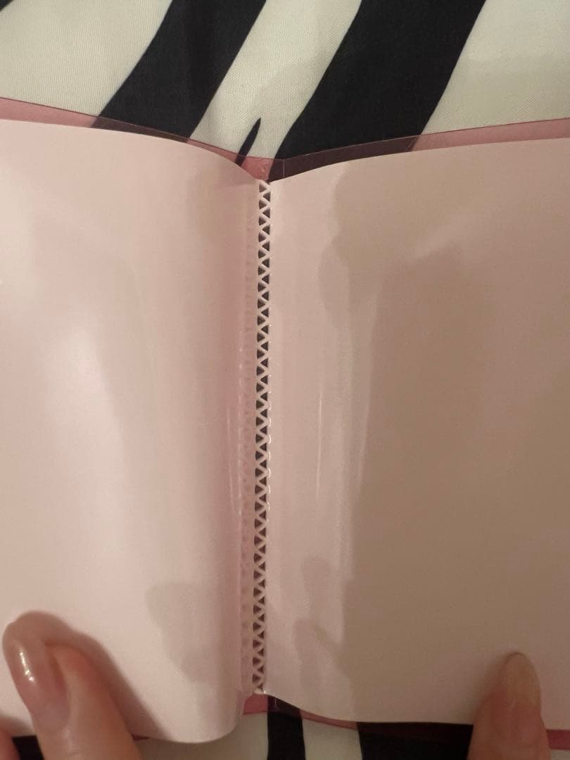 激レア希少 ハローキティ 千鳥柄 平成レトロ シール 帳 アルバム帳 写真入れ