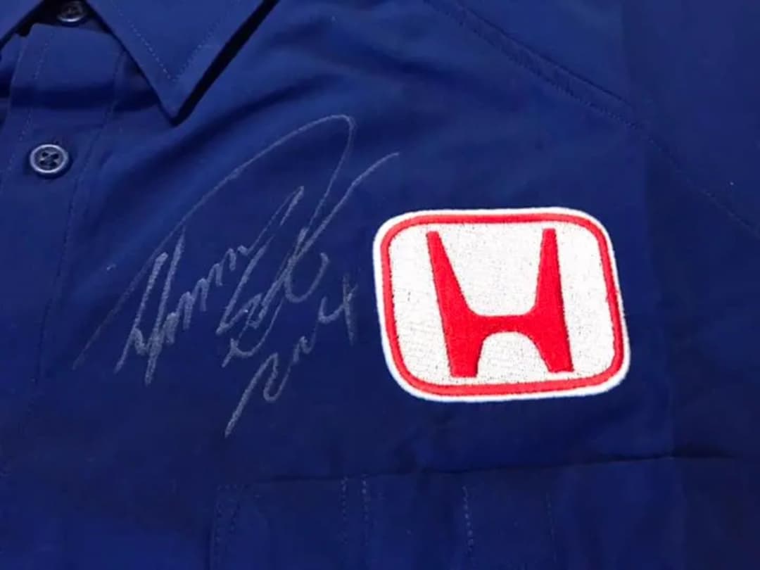 F-1 佐藤琢磨　サイン入り超希少　ピットシャツ　BAR 555 セナ