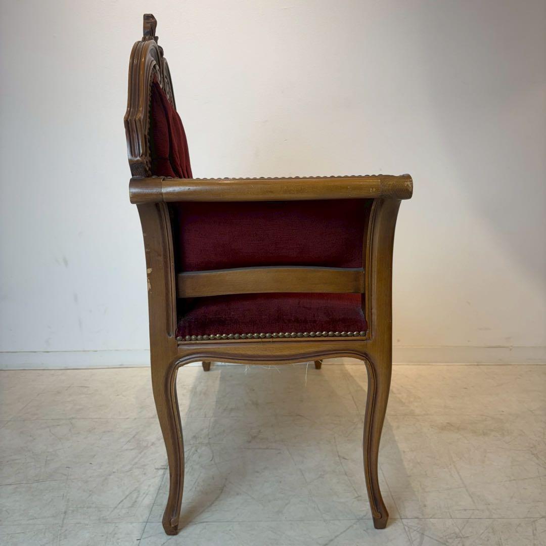 ビクトリアンスタイル ワインレッド　猫足ソファー　アンティーク