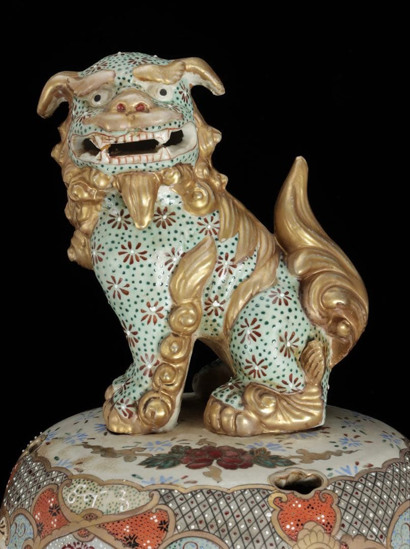 薩摩焼 金襴手金彩色絵 武者人物図 獅子摘三足大香炉 62㎝ 共箱 古美術 骨董