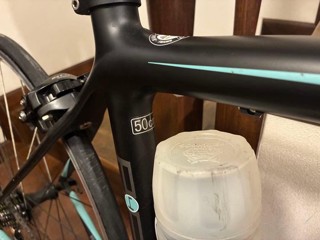 ビアンキ SEMPRE 105 フルカーボン ロードバイク