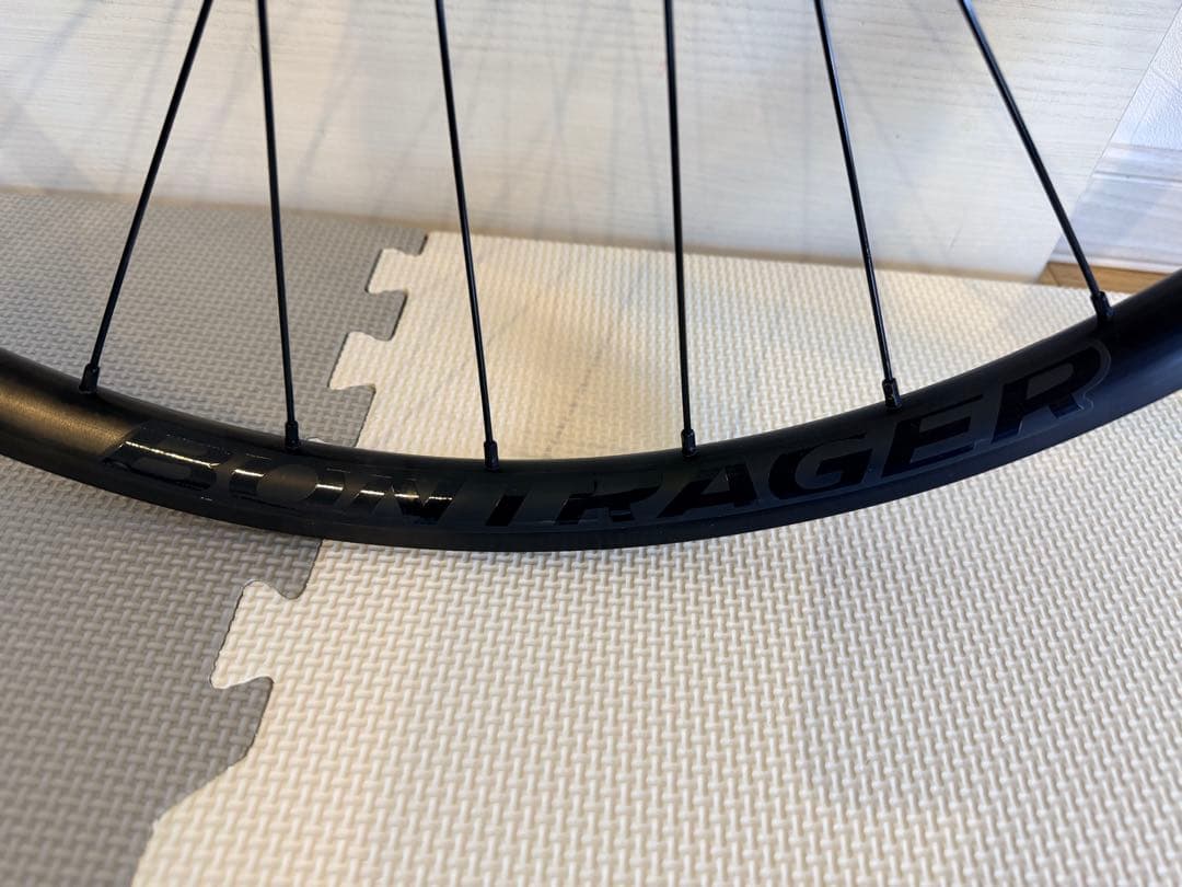 【新車外し】ボントレガー　パラダイム