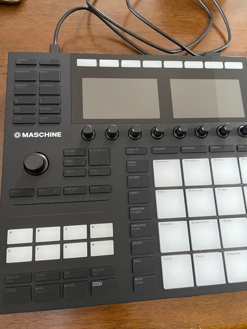 MASCHINE MK3 DAW ライセンスあり