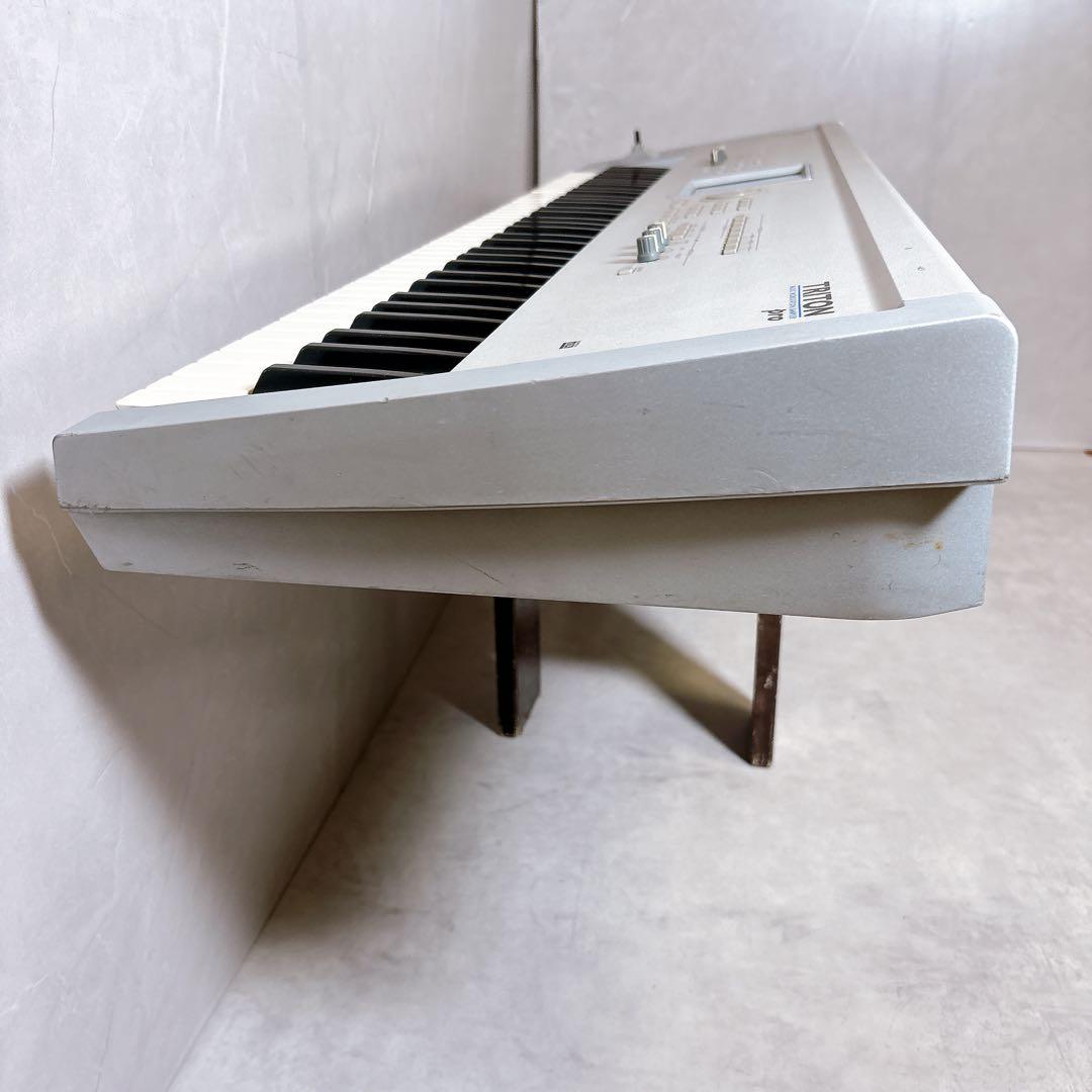 【希少・稼働品】KORG TRITON pro 76鍵盤 シンセサイザー