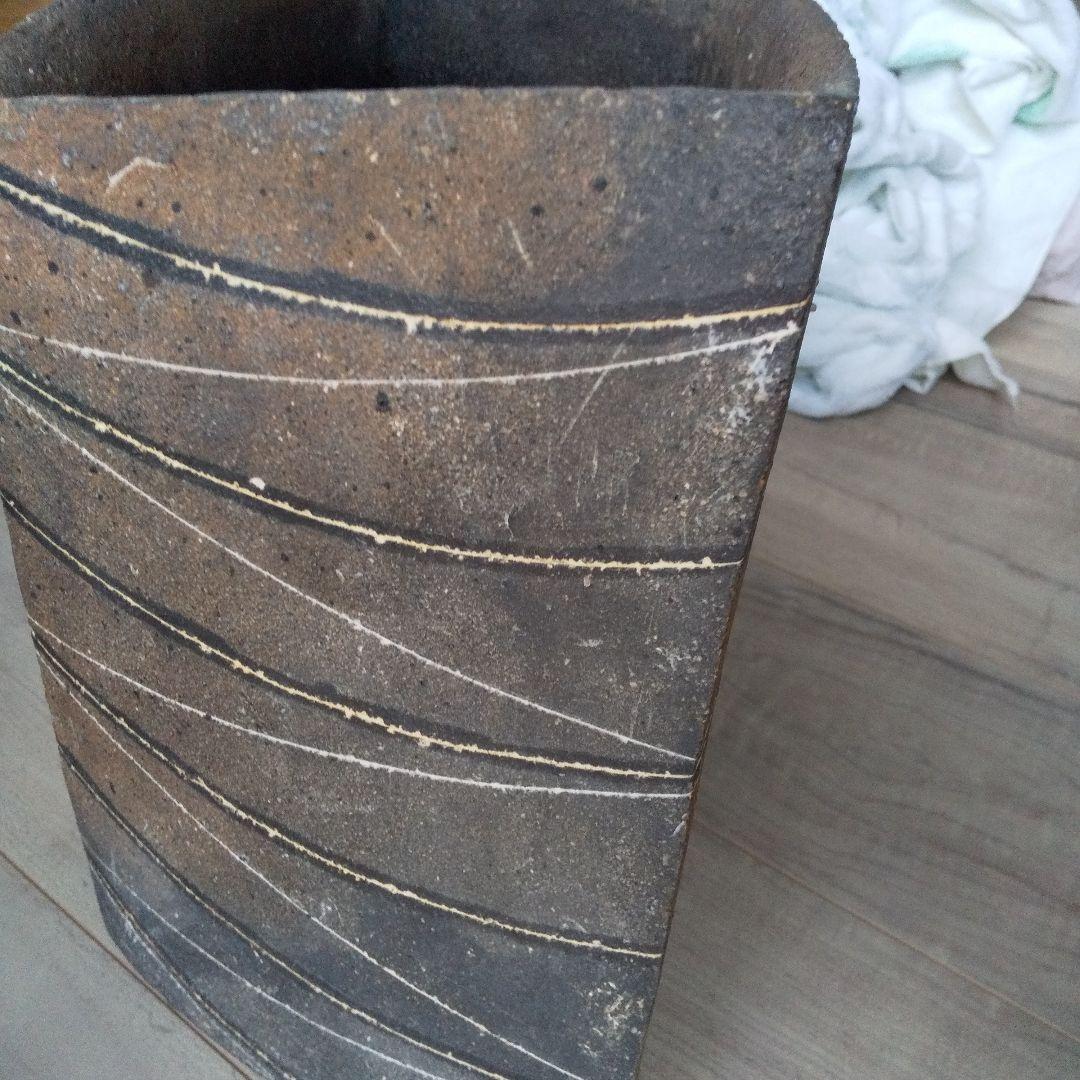 お値下げ線文陶器