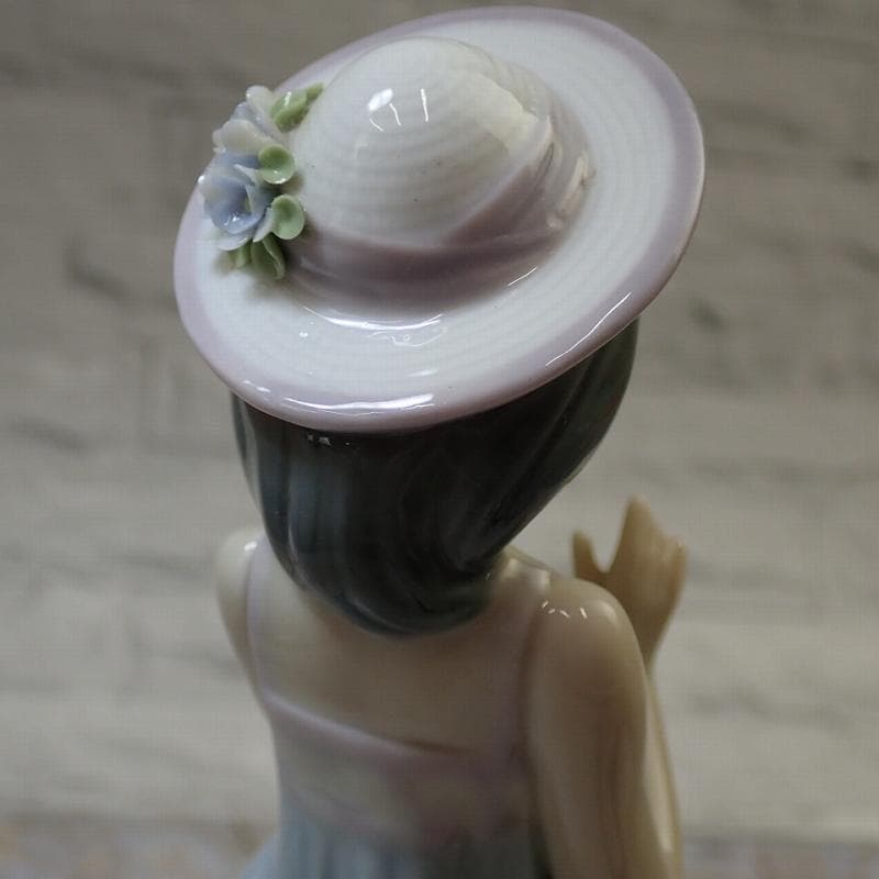 RU-6394 リヤドロ 人形 5645 「少女エリザベス」フィギュリン