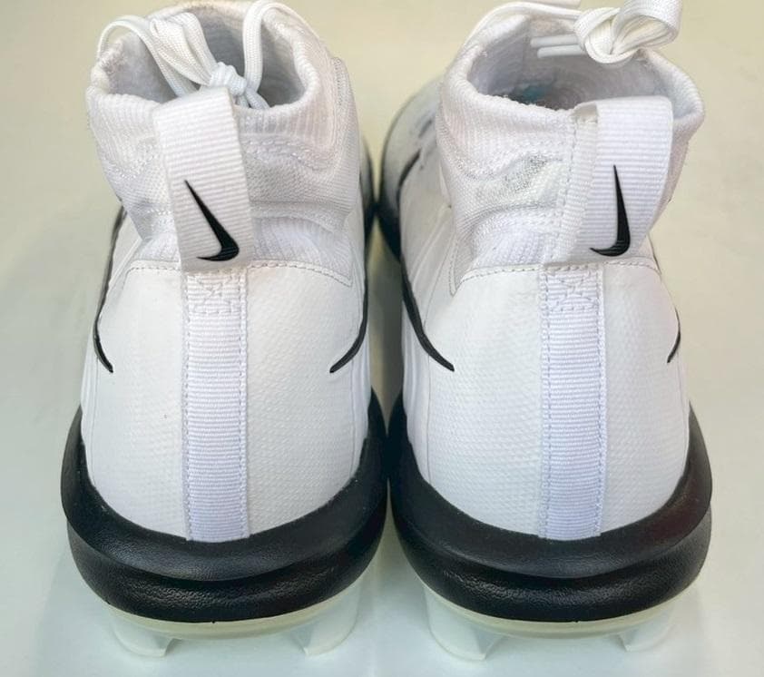 新品 ナイキ アルファハラチ NXT MCM ホワイト ブラック 29.0cm