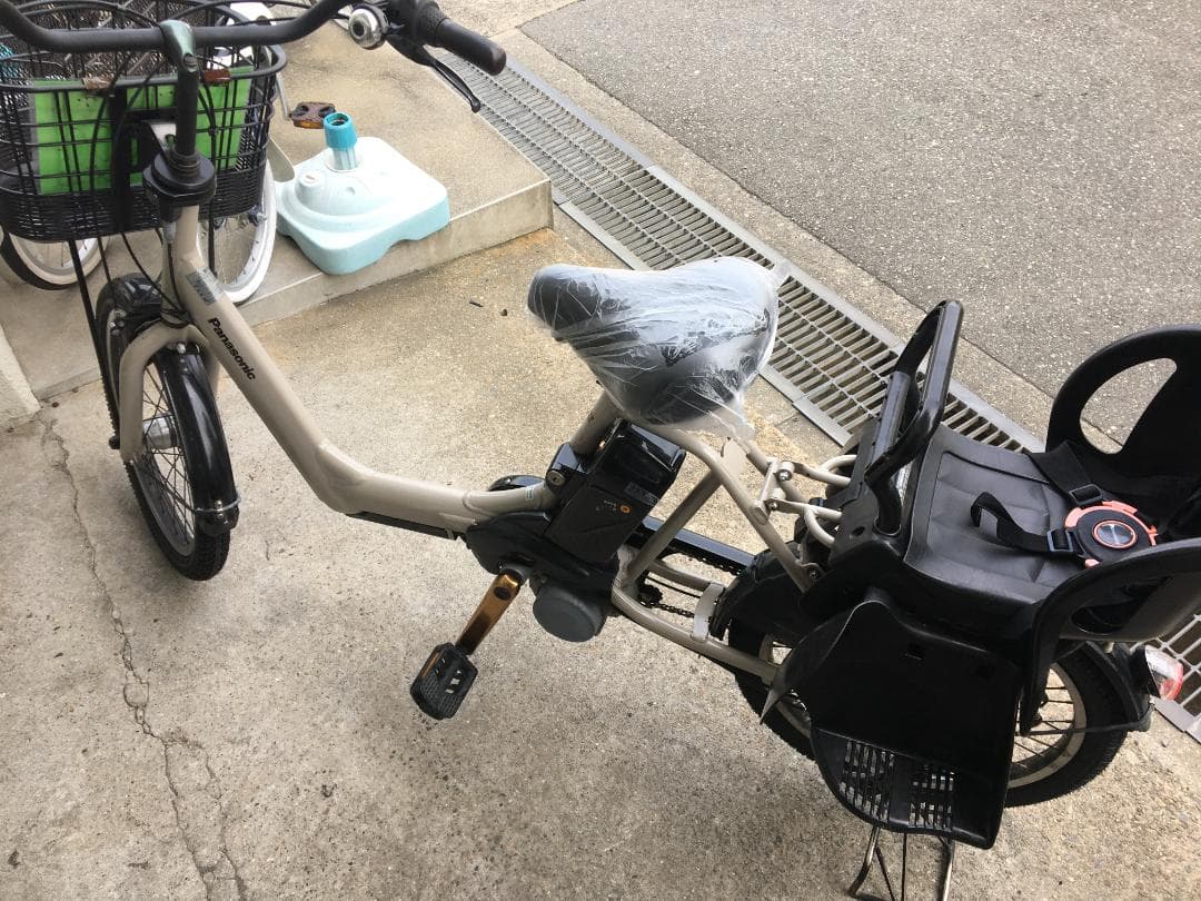 地域限定送料無料　ギュットアニーズ　子供乗せ　13,2AH　白系　電動自転車