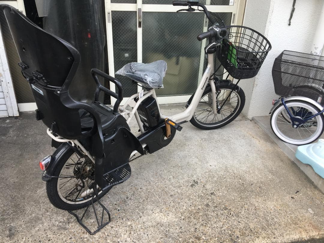 地域限定送料無料　ギュットアニーズ　子供乗せ　13,2AH　白系　電動自転車