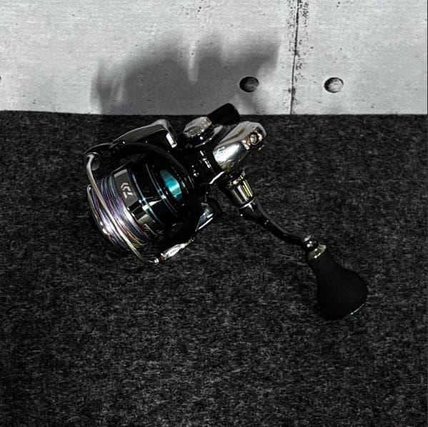 ＜美品＞DAIWA エメラルダス 2508PE-H