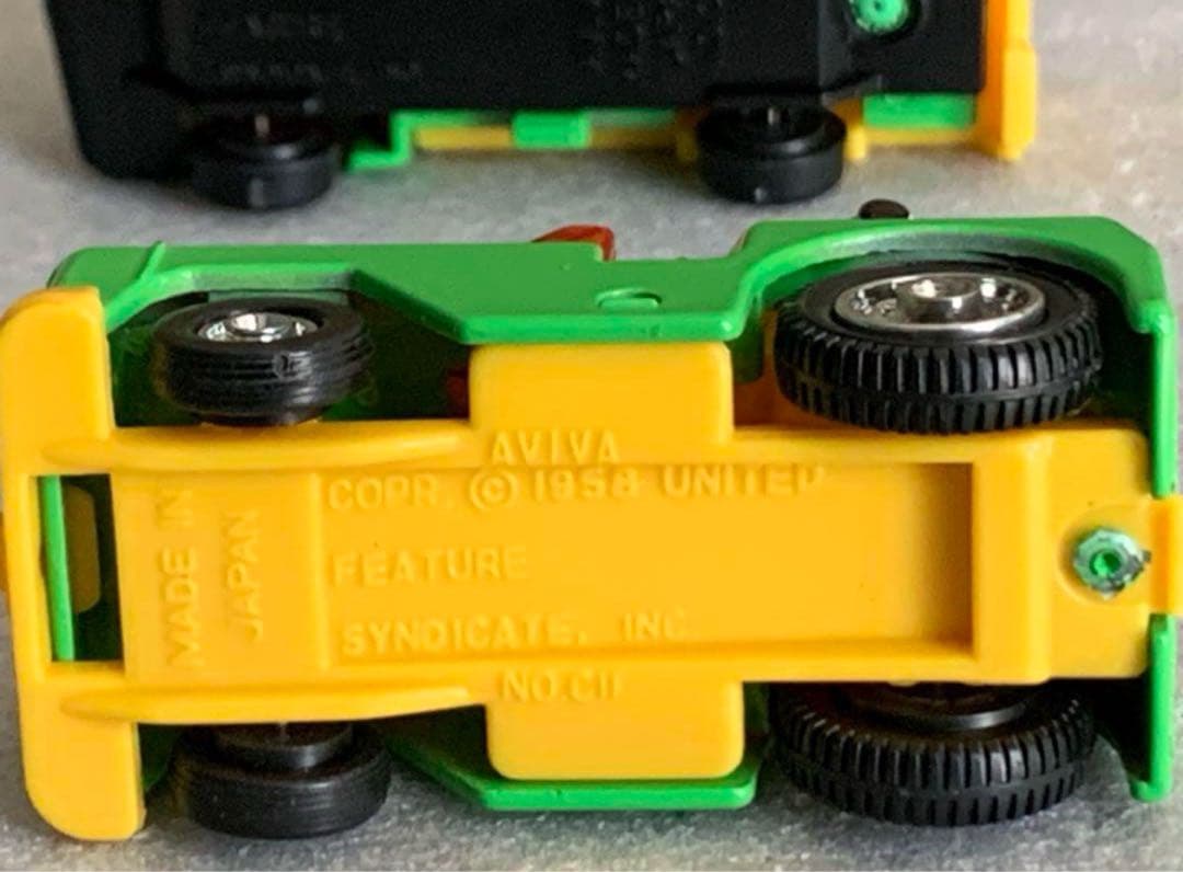 AVIVA スヌーピー ミニカー 2種セット