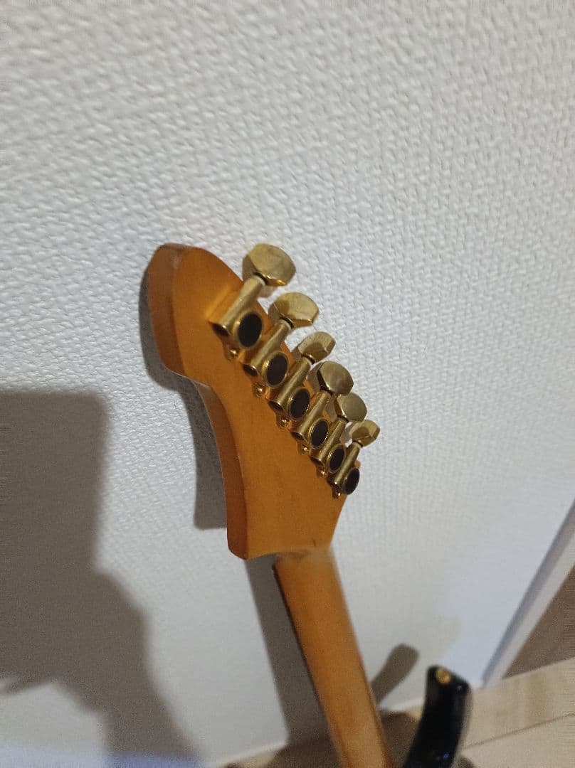 Aria pro ⅱ viper series　エレキギター vp-400？