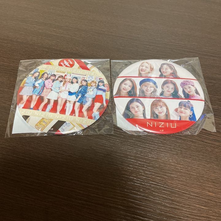 niziu 缶バッジトレカステッカーラントレセット
