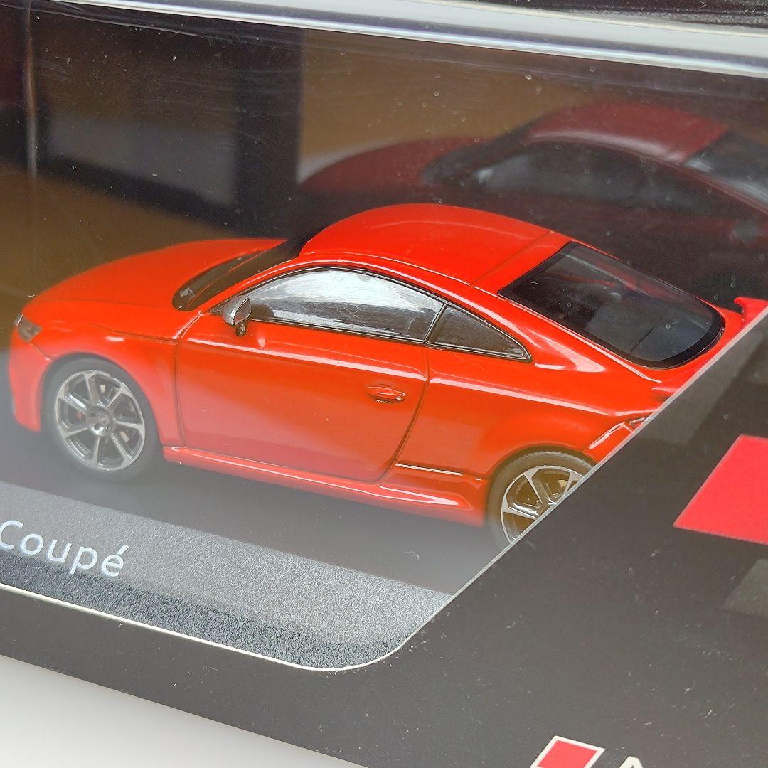 アウディ TT RS クーペ カラーサンプル カタルーニャレッド 1/43 新品