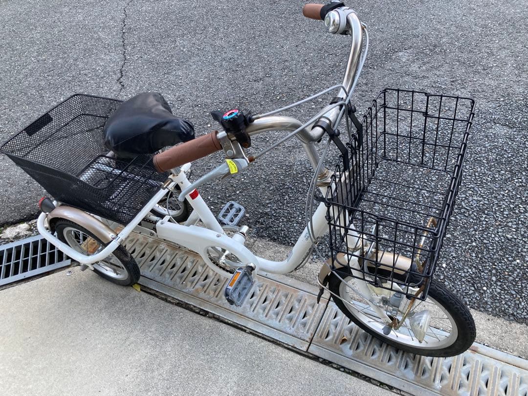 高齢者　大人用　三輪自転車　used 引き取り希望　大阪発