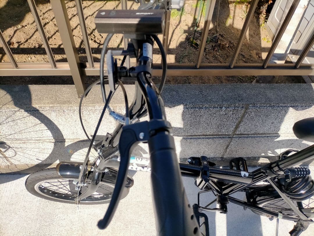 パンゲア ノーパンクタイヤ折りたたみ自転車 JR内房線浜野駅引き取り限定