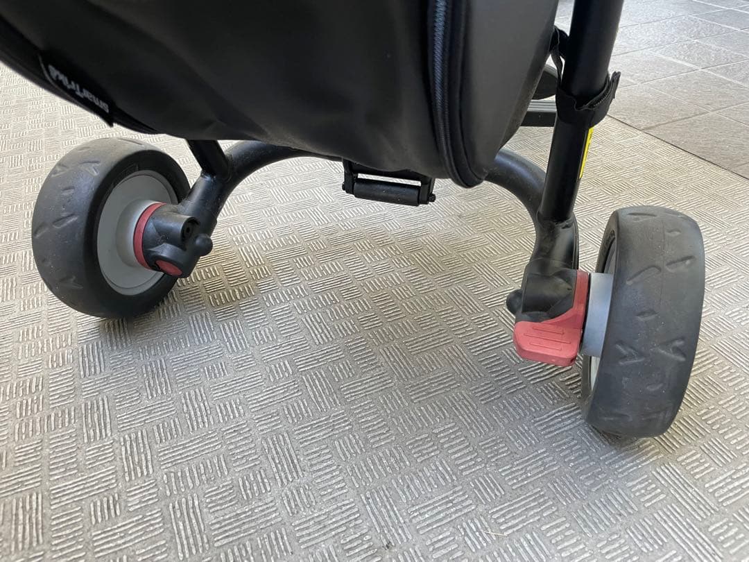 スマートトライク STR7 アーバンブラック