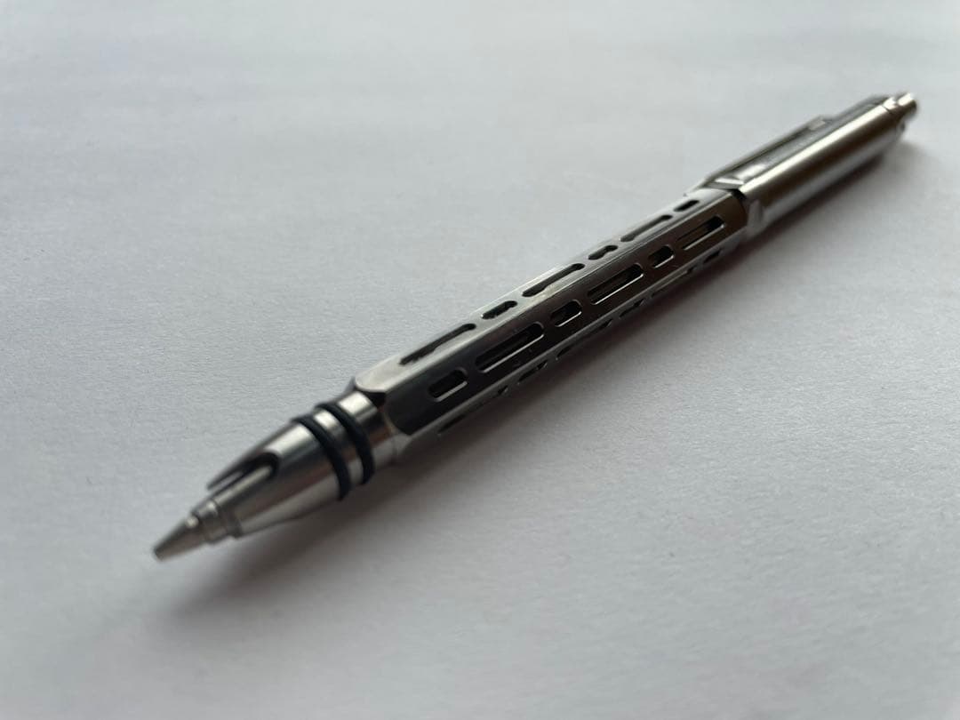 チタニウム　シャーペン