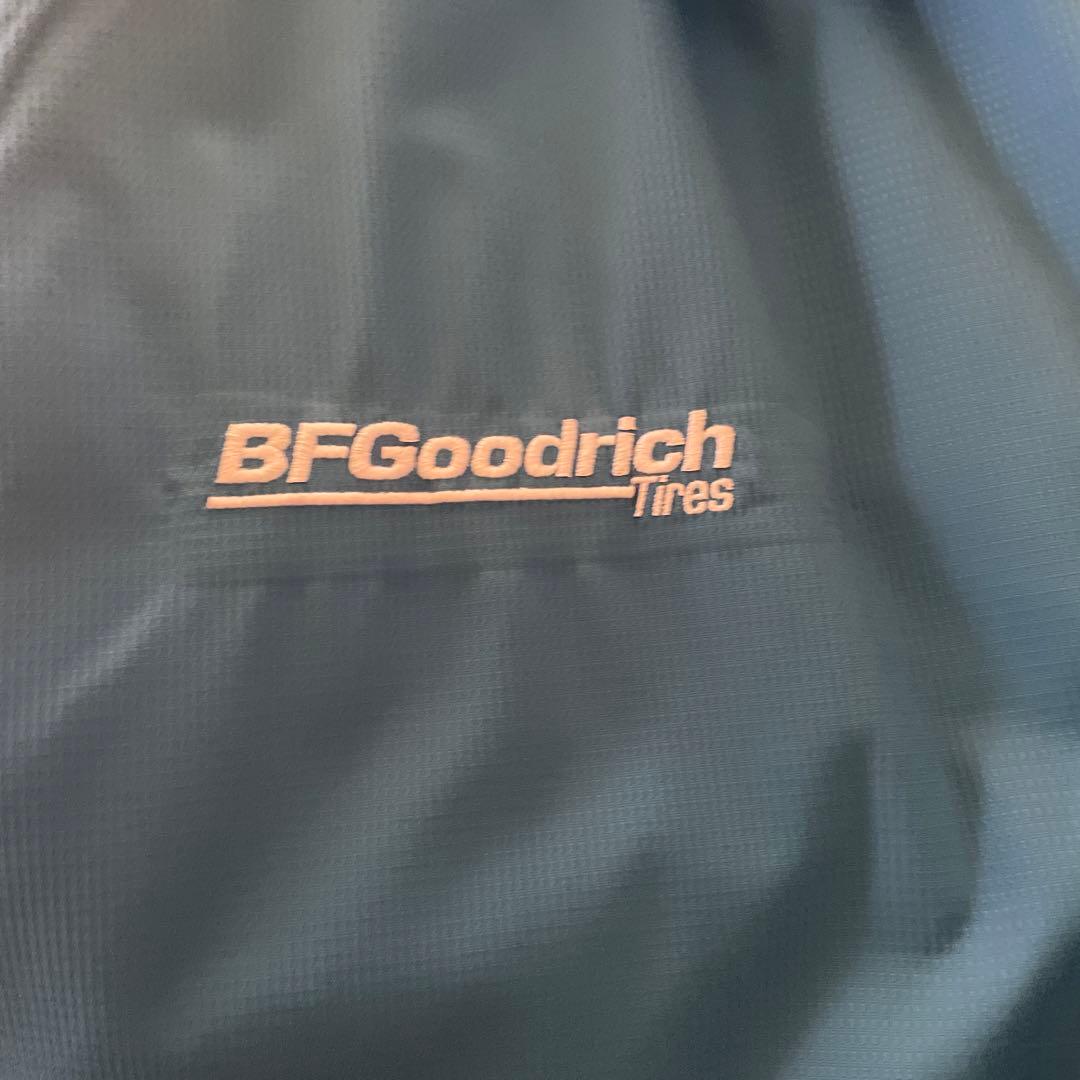 SUBARU ウィンドブレーカー 青