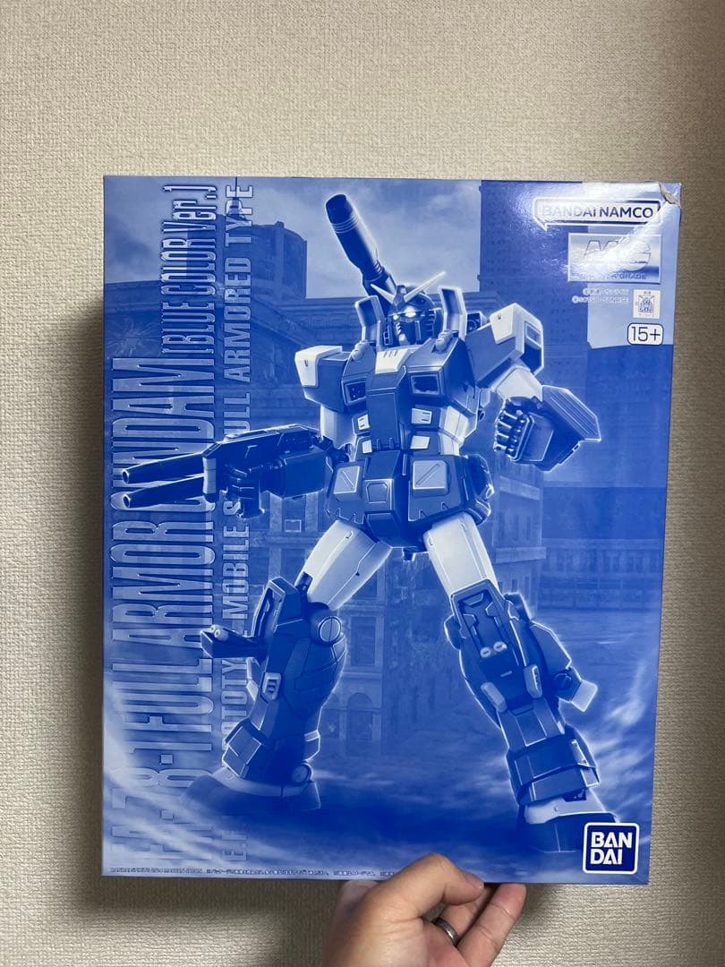 MG 1/100 フルアーマーガンダム(ブルーカラーVer.)
