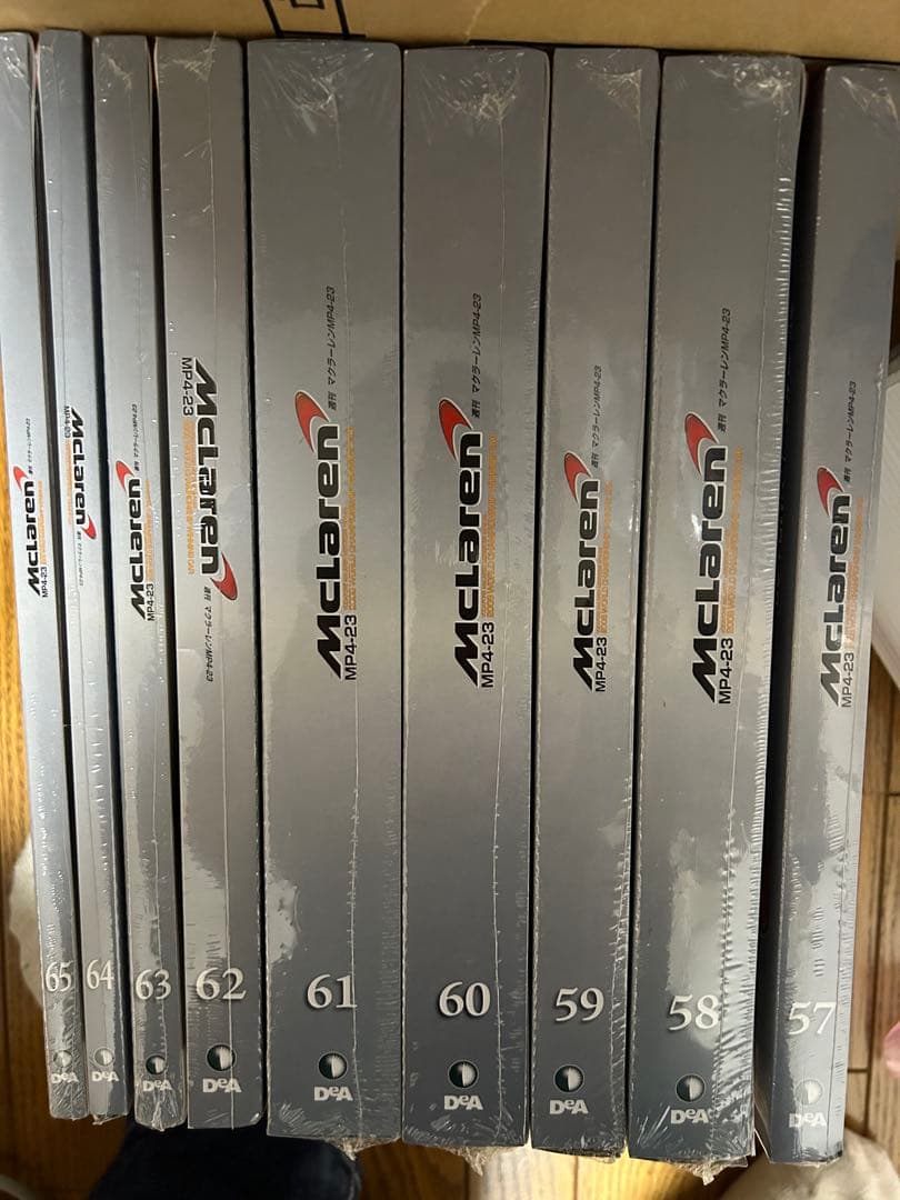 絶版品 デアゴスティーニ 週刊マクラーレンMP4-23 一部組立済