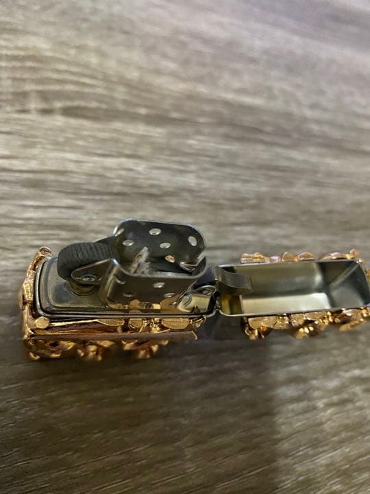 ZIPPO REGサイドビッグクロスピンクG 250-BCPG