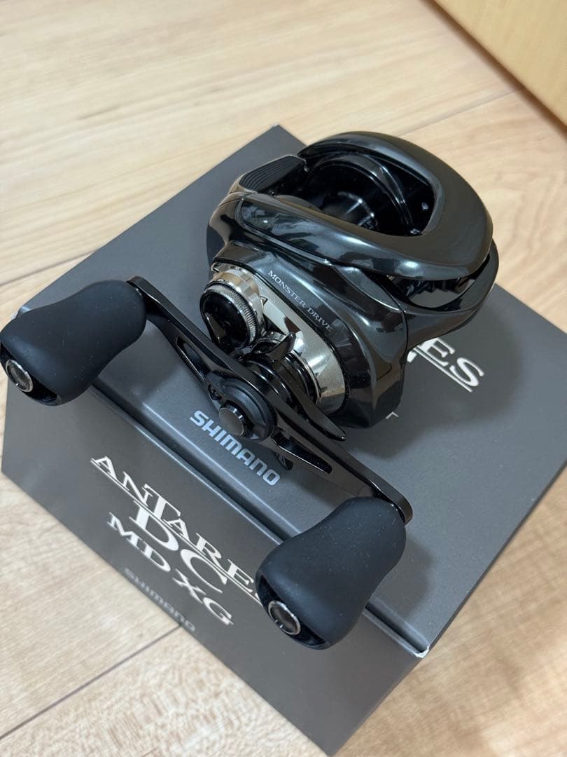 シマノ 23アンタレスDCMD XG 右ハンドル 使用一回のみ