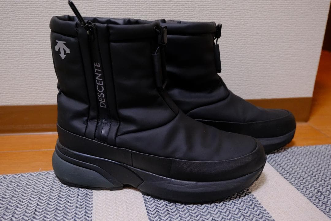 【美品】DESCENTE 防水スノーブーツ ブラック　２７CM