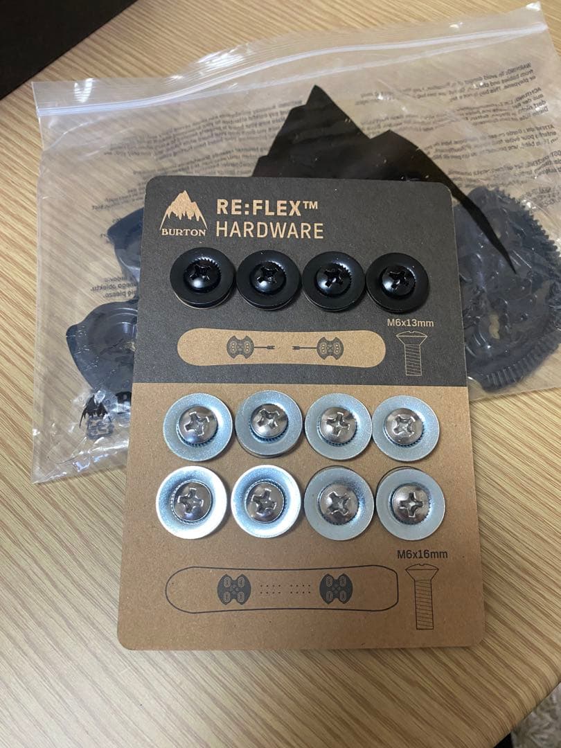 バートン　カスタム　18-19 ビンディング　M