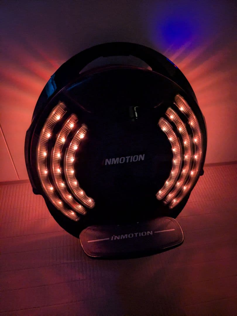 iNMOtion V8F 電動一輪車