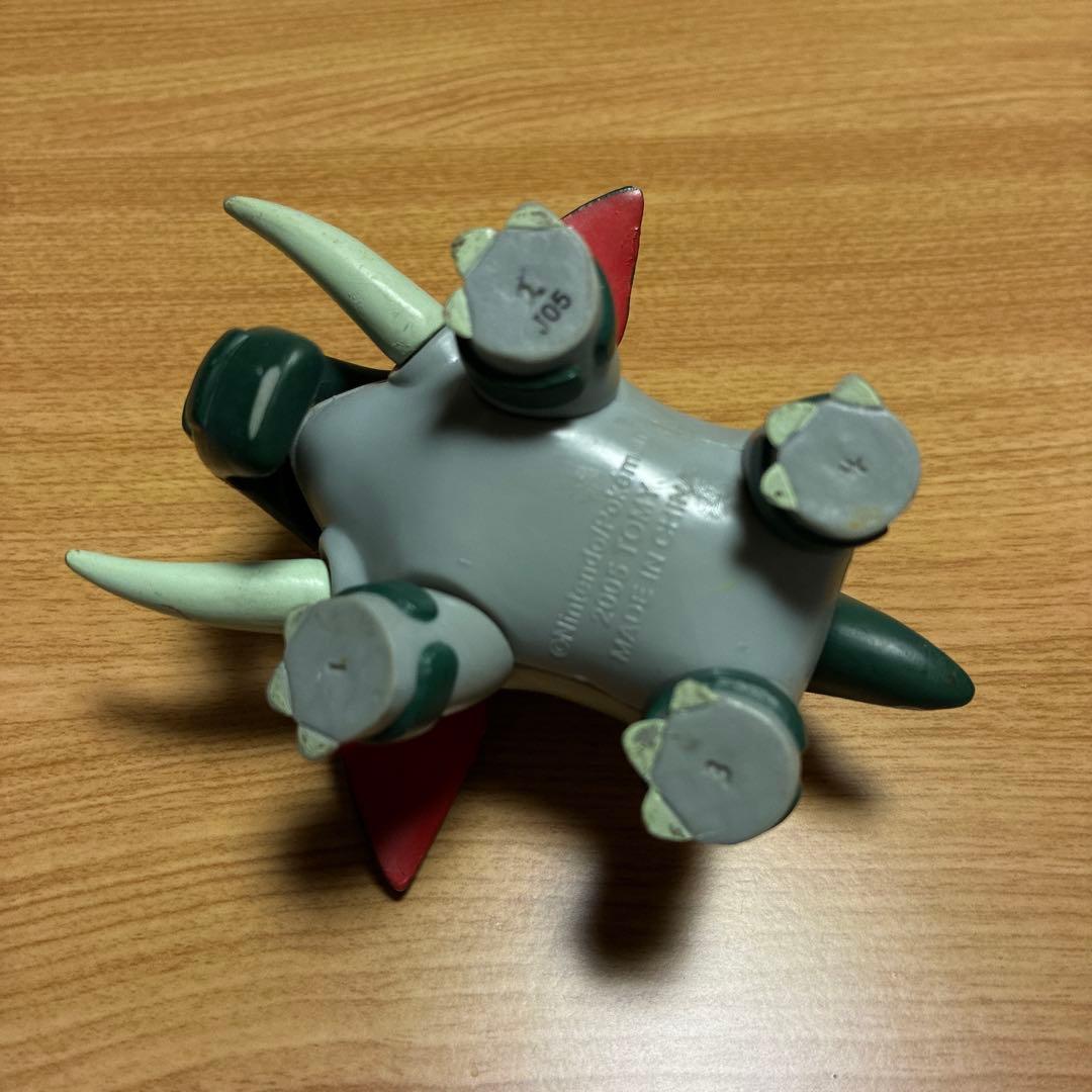 ポケモン　ドンファン　フィギュア　可動式