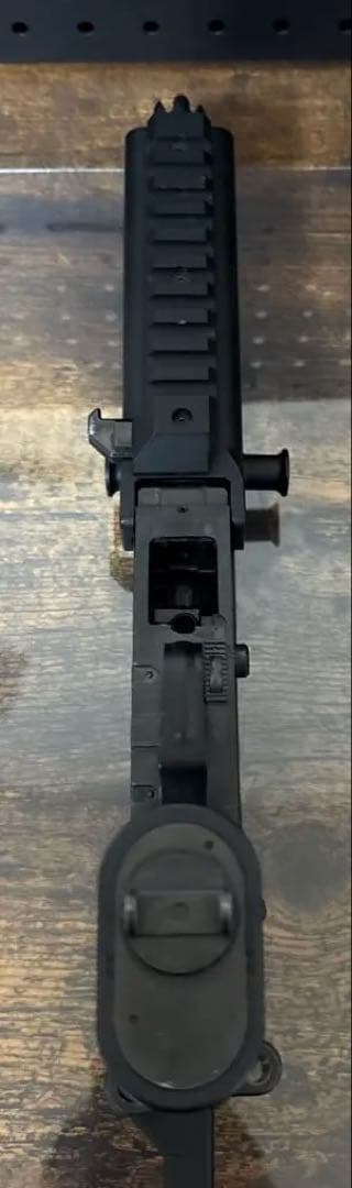 東京マルイ スコーピオンmod.M 電動ガン バッテリ 充電器 マガジン4点