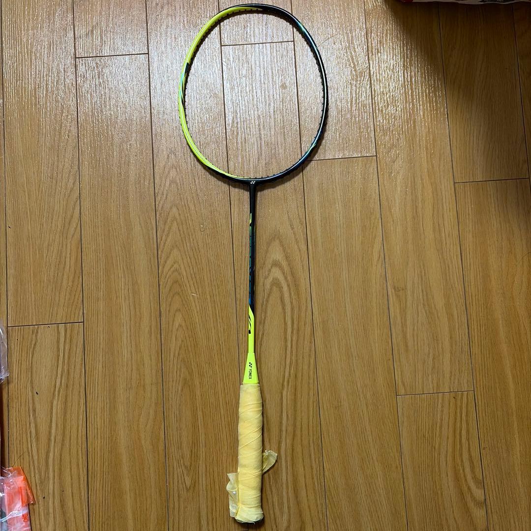 アストロクス77 4UG5