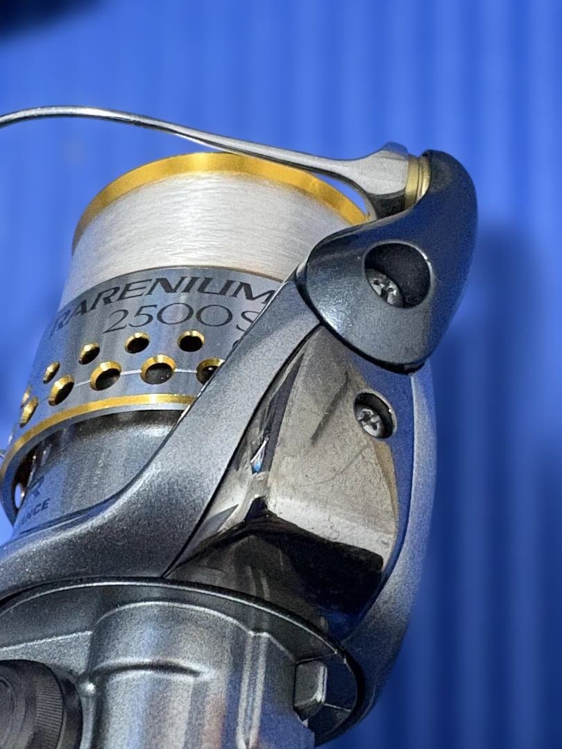 シマノ RARENIUMレアニウムCI4 2500S　替えスプール付き