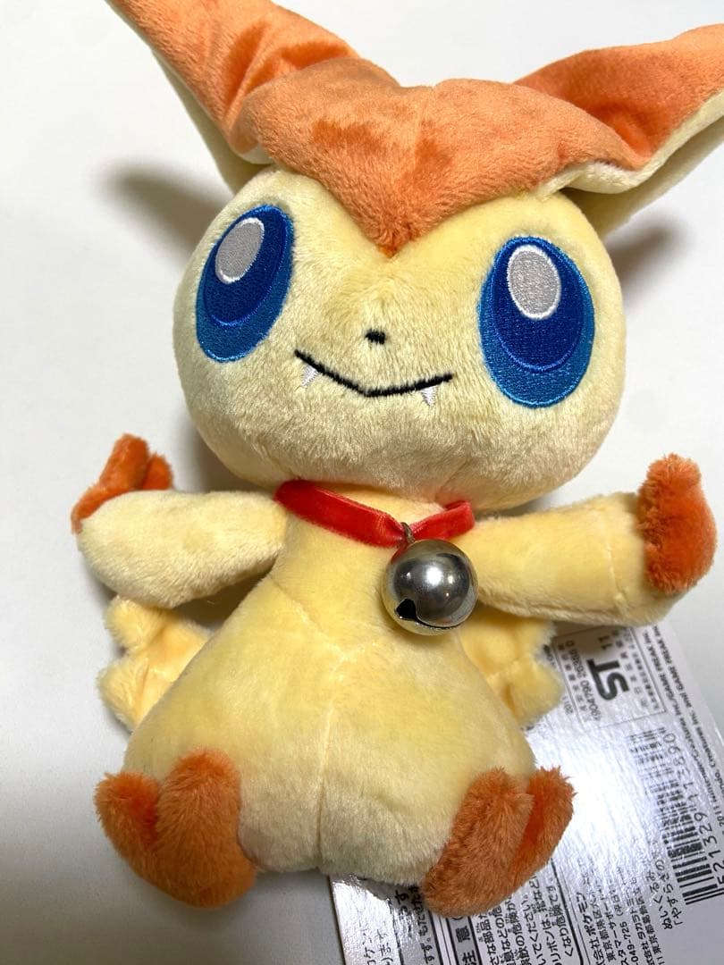 ポケモンセンター トウホク ぬいぐるみ やすらぎのすずをもったビクティニ