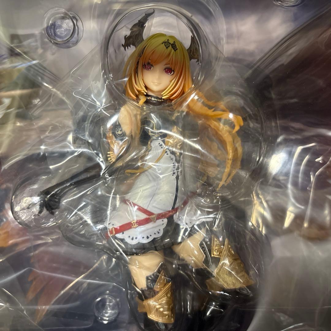 神撃のバハムート　ダーク エンジェル・オリヴィエ　フィギュア