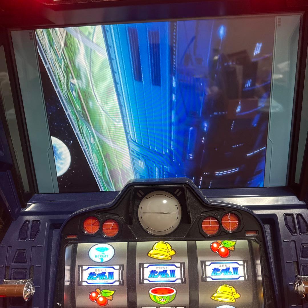 ガンダムⅢ〜めぐりあい宇宙〜 スロット台