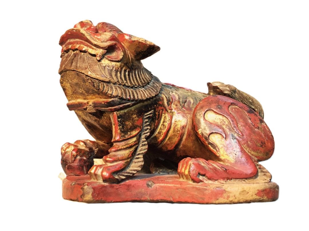 【 木彫金朱漆塗玉獅子 】　江戸時代