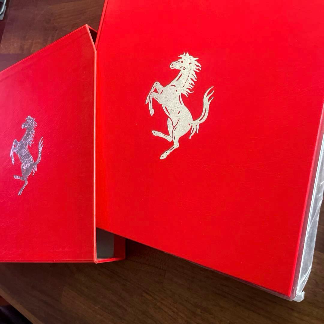 フェラーリ 切手　FERRARI PHILATELIC COLLECTION