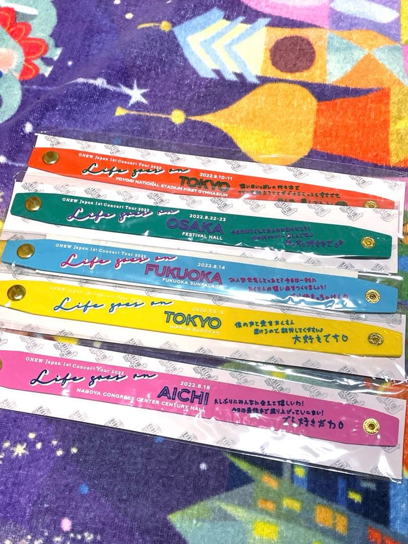 SHINee オニュ ラバーバンド Life goes on 会場限定 全セット