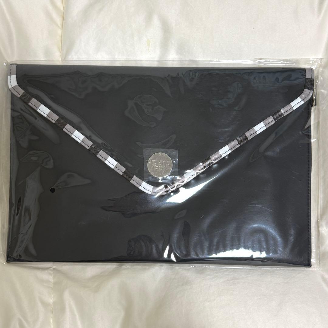 佐藤大樹 チハル 直筆サイン クラッチバッグ