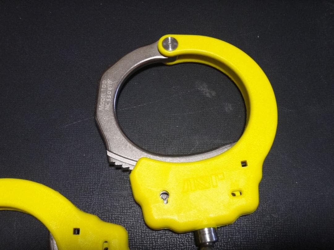 ASP　手錠　ハンドカフ　ホワイトウルフ　レッグカフ　足枷　3個セット