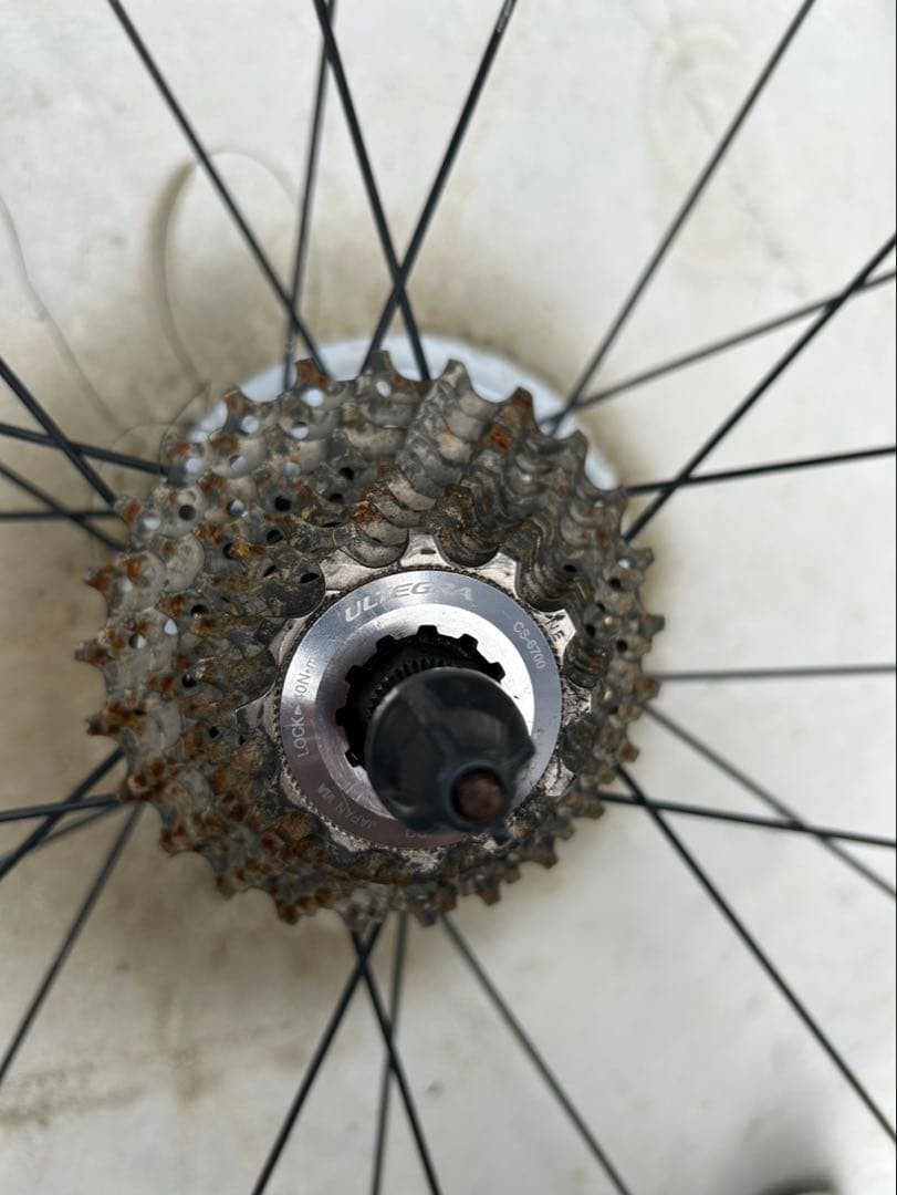 SHIMANO ロードバイク　 ホイール　フロントリアWH-RS010