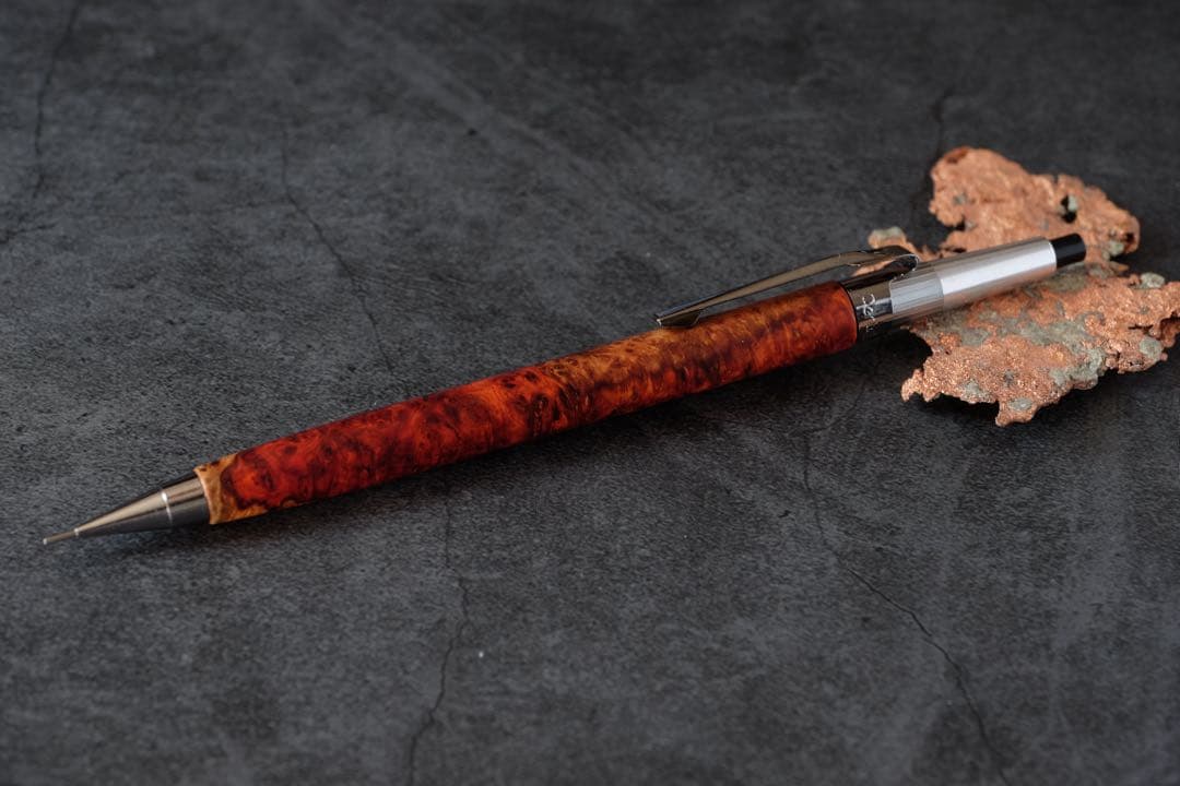 PG5木軸カスタム0167　高村杢工房 製図用シャープペンシル　花梨瘤極上の紅白