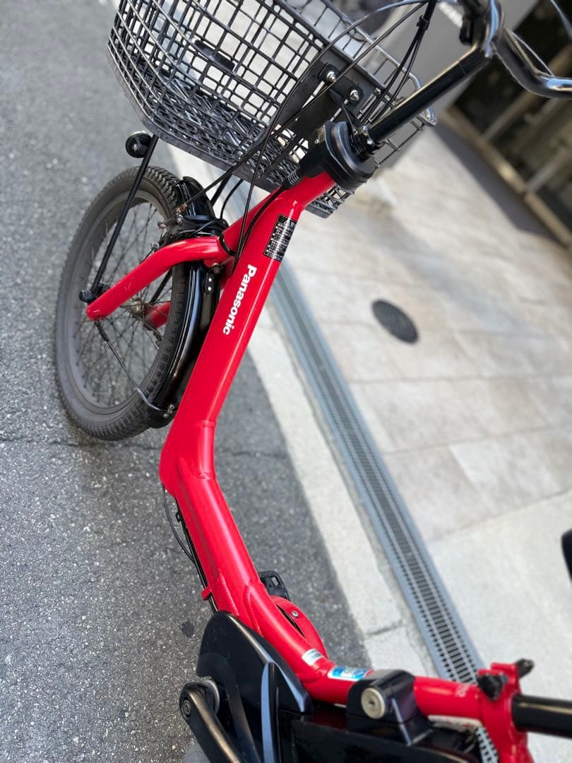 子供乗せ　Panasonic 電動アシスト自転車 赤 チャイルドシート付き